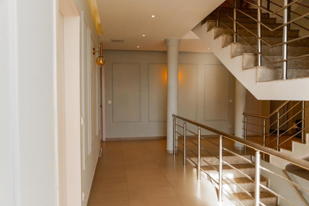 Hotel United Cagllavice Екстериор снимка