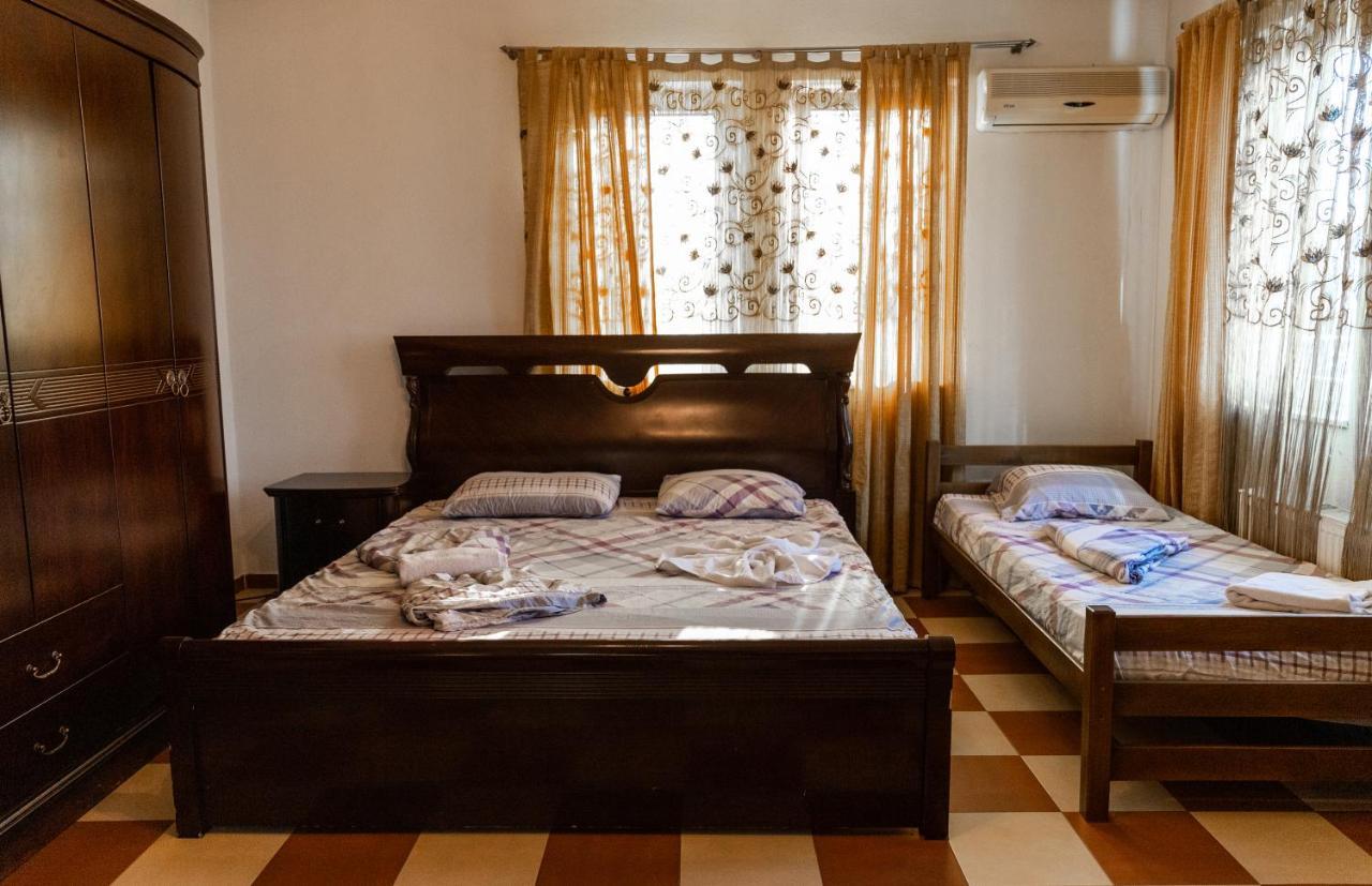 Hotel United Cagllavice Екстериор снимка